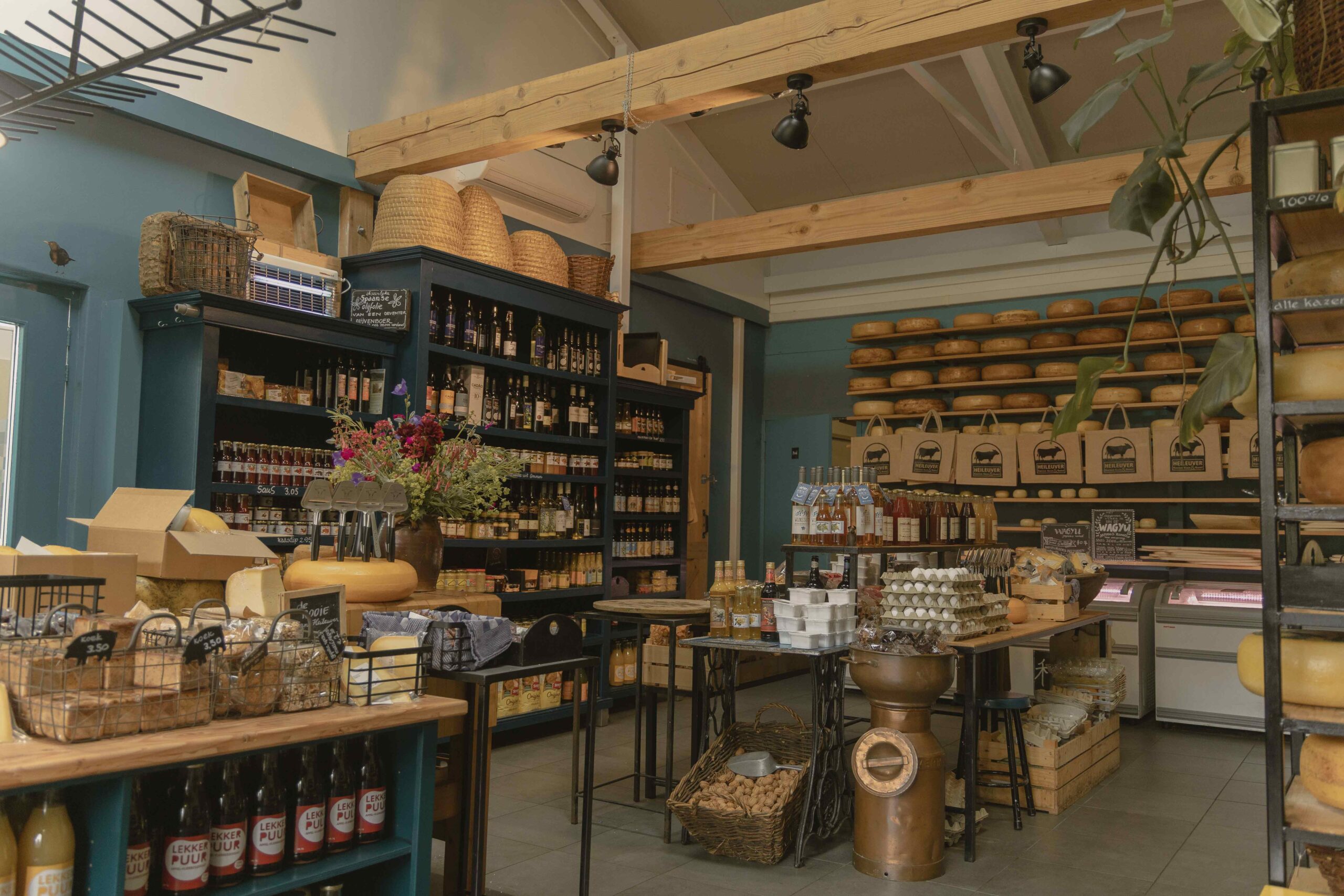 Streekwinkel van kaasboerderij Heileuver in de omgeving van Lemeler Esch natuurcamping