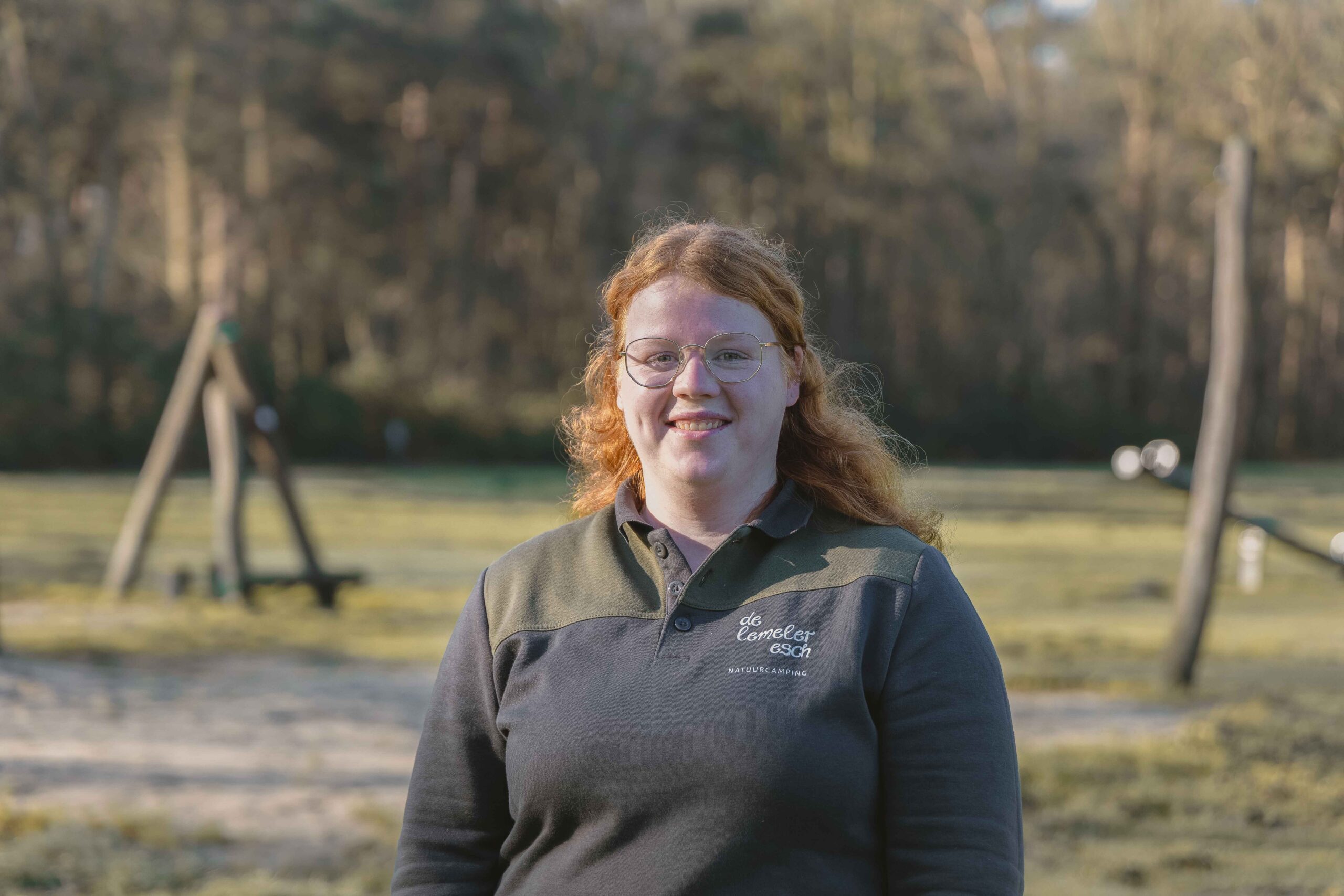Portretfoto van collega Nathalie bij Lemeler Esch natuurcamping