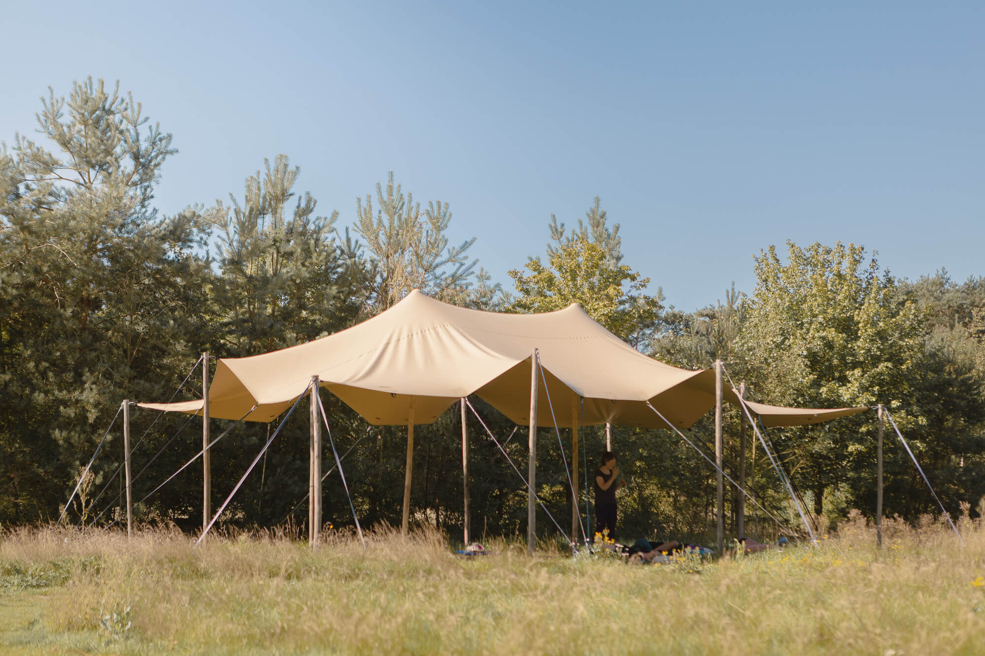 Yoga bij natuurcamping Lemeler Esch
